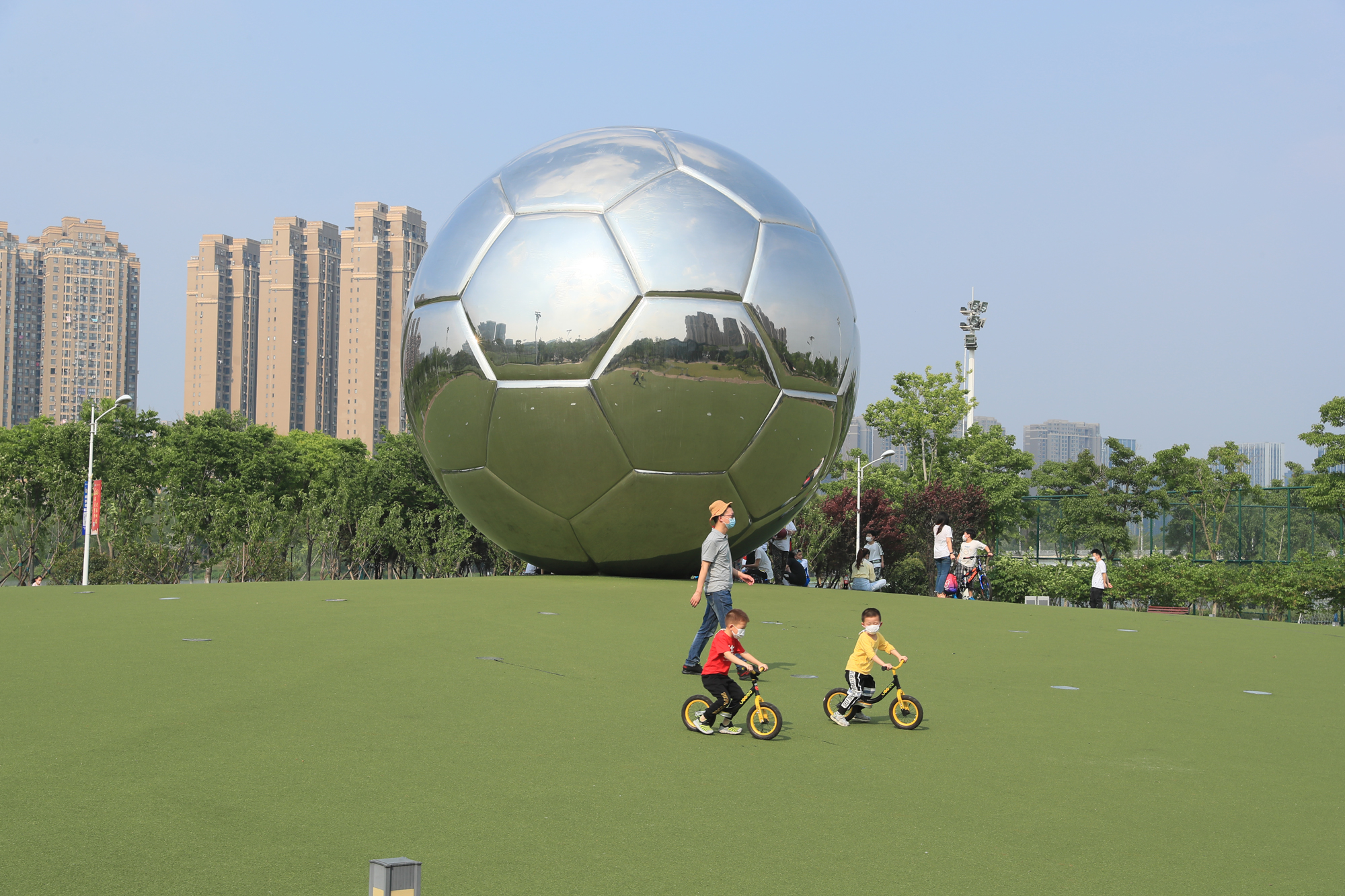 重啟運(yùn)動(dòng)模式，足球公園今日恢復(fù)對(duì)外開放！(圖1)